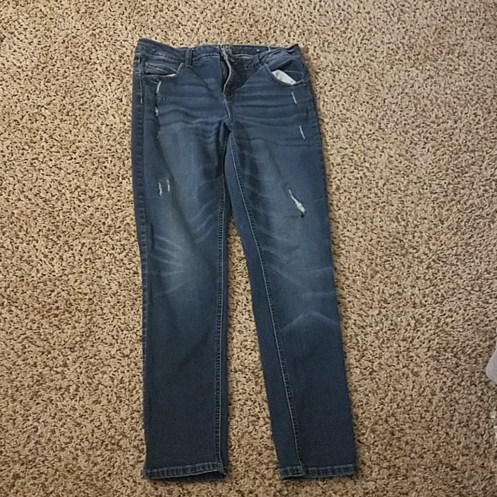 Dark wash skinny jeans